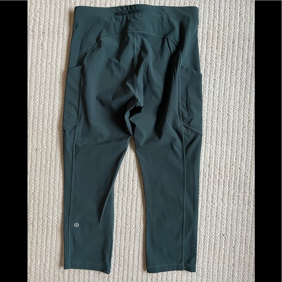 Lululemon cropped leggings size 8 - Picture 1 of 7